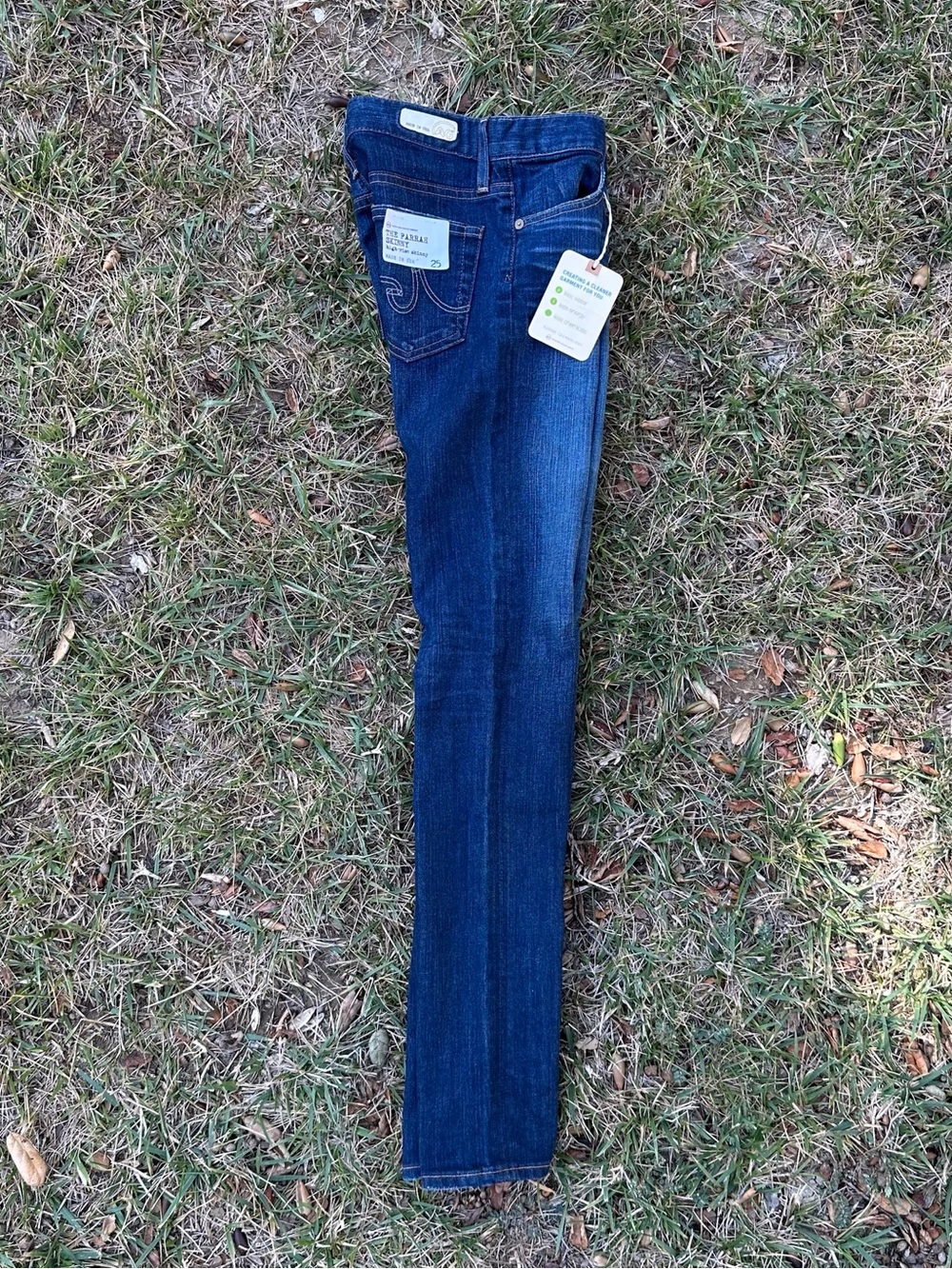 NWT AG Adriano Goldschmied/Anthropologie frayed "Farrah Skinny" jeans - Size 25R - Picture 3 of 4